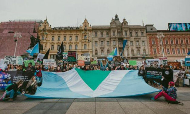 VEGAN FLAGS WAVING IN ZAGREB (CROATIA) FOR THE NEXT WORLD VEGAN DAY